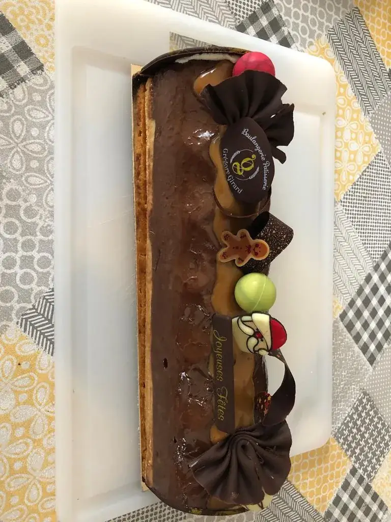 Bélinda R_GIRARD GREGORY_Calmette_recensione