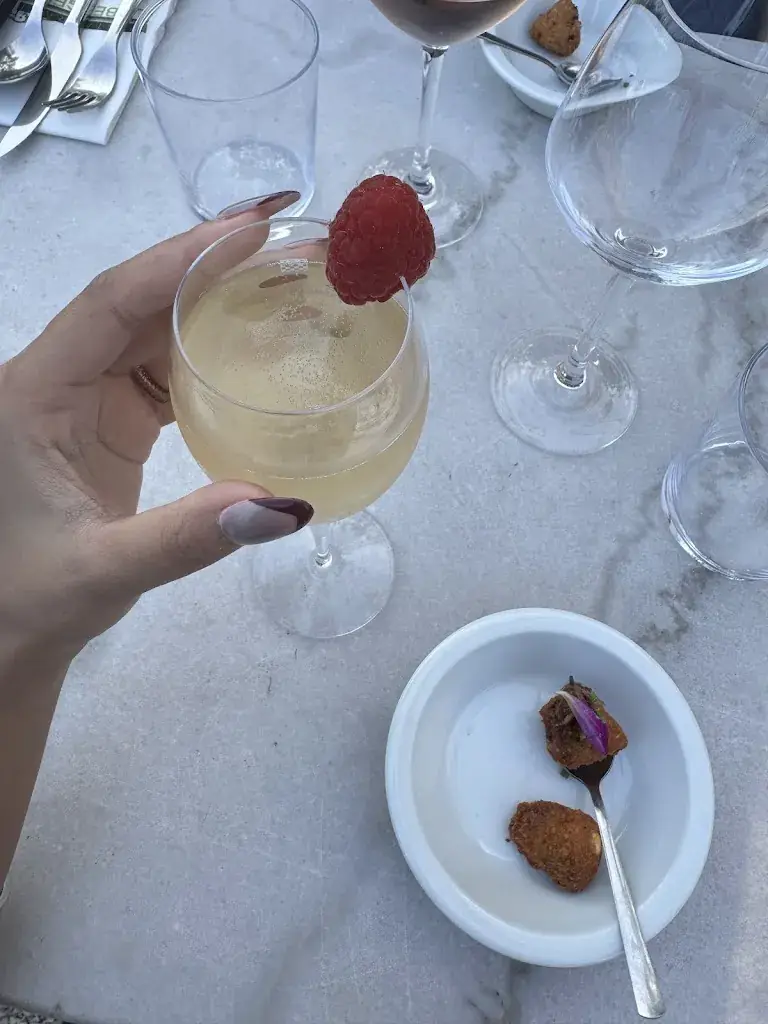 Meysilia Ni_La Bergerie_Garrigues-Sainte-Eulalie_review