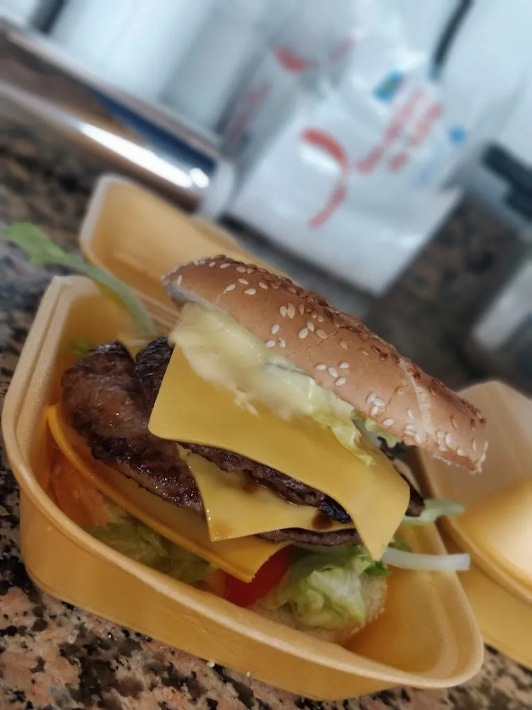 chez samy food truck la calmette_Calmette_slider_image_3