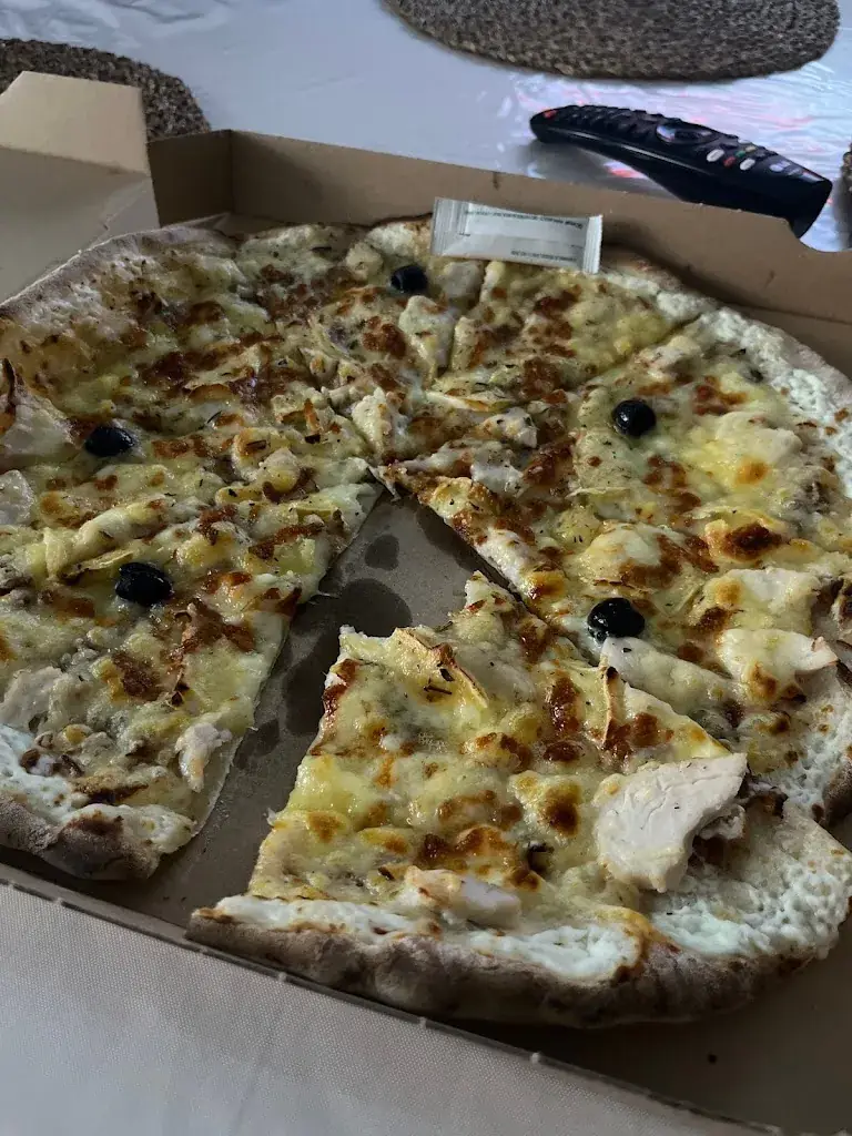 Menu_Pizza chez samy_Calmette_image_6