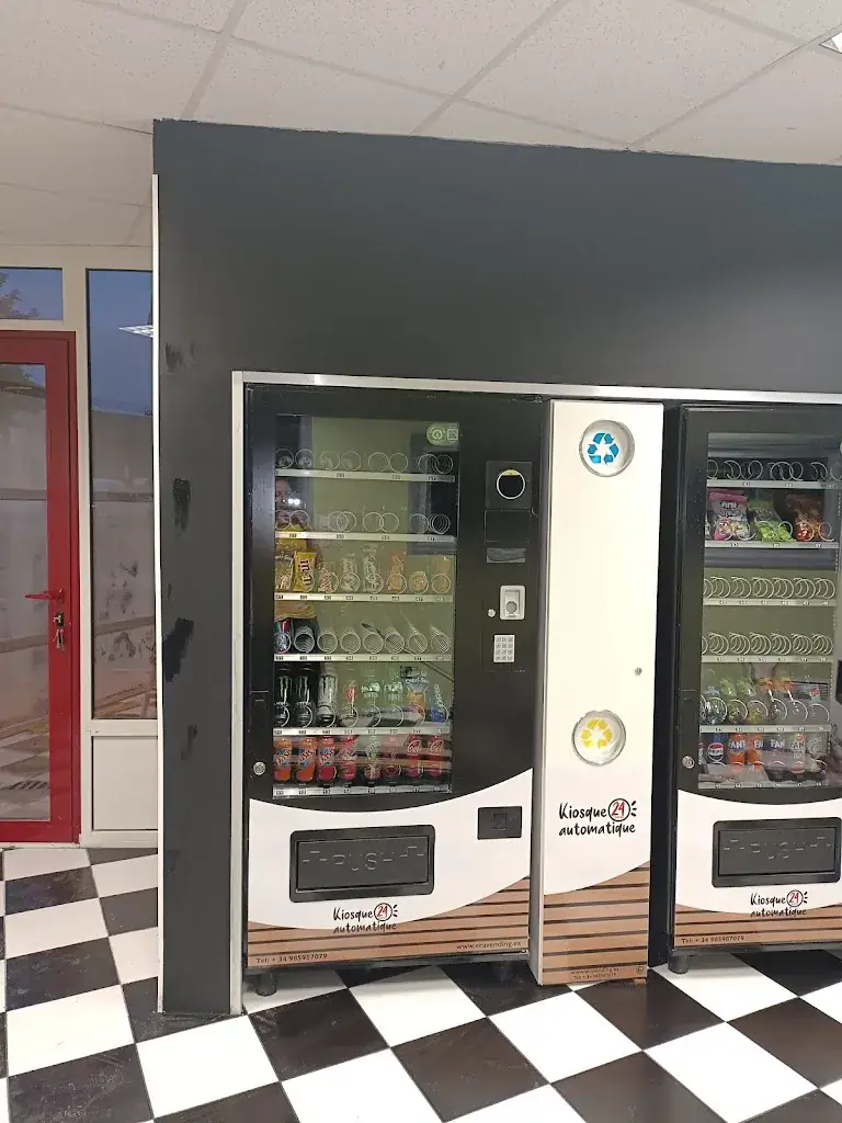 La Pause , kiosque automatique 24 heures restaurant in Cavalerie