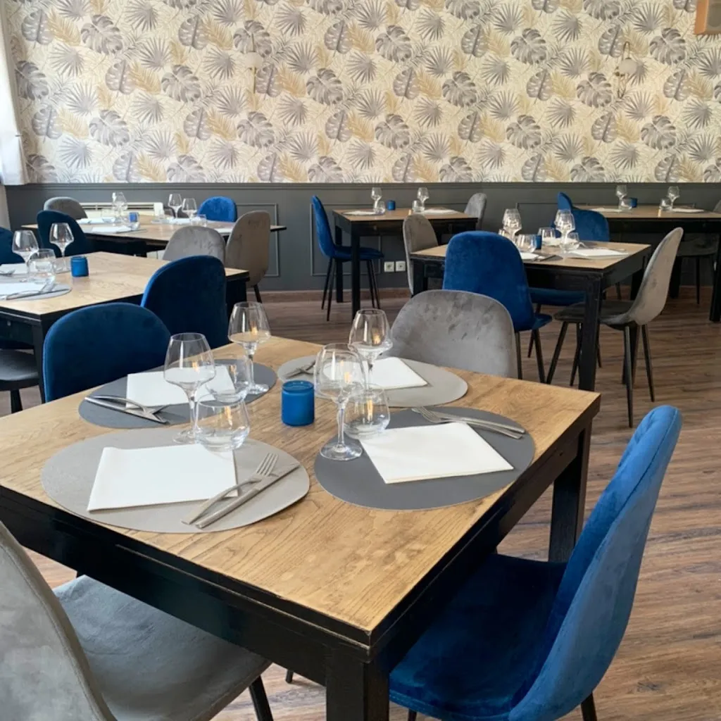 Restaurant « DES POTES AU FEU » ristorante a Millau