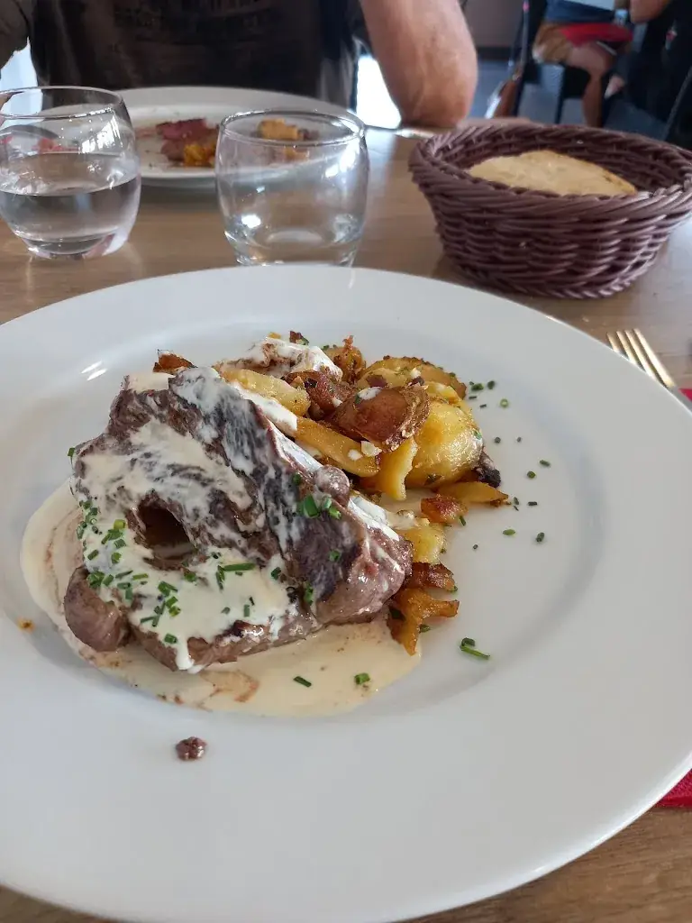 RosaAlessandra Delpiano_Restaurant Le 12-15_Loubière_review