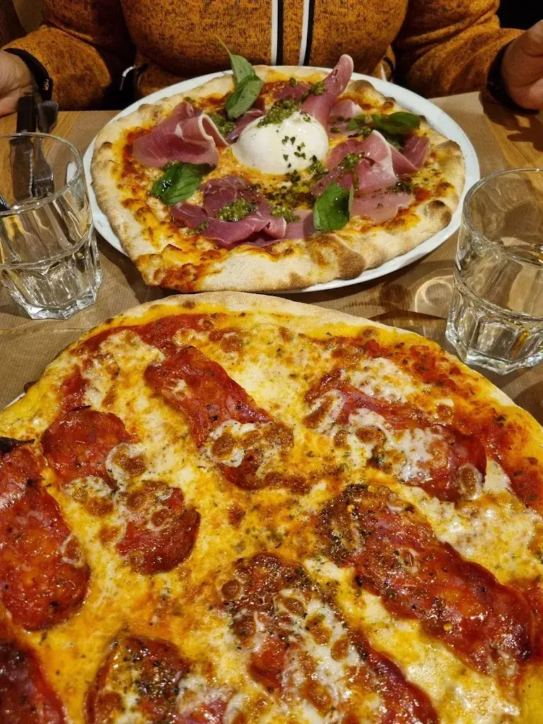 JP Saville_La Tour De Pizz'_Houches_review