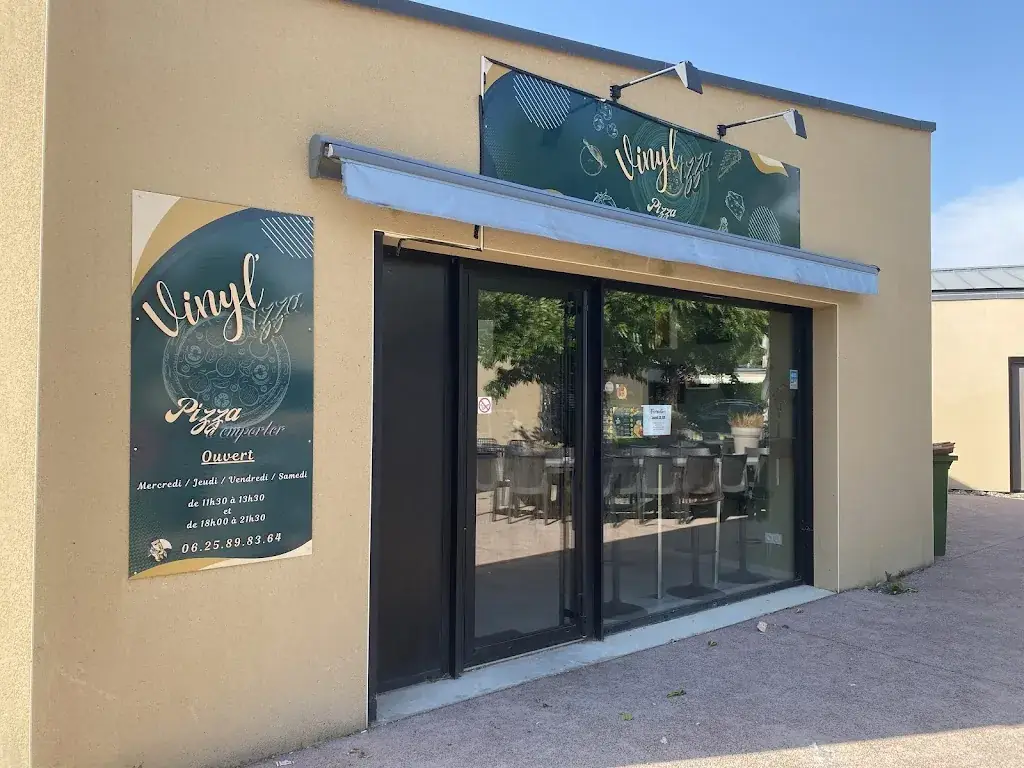 MURIEL LEAUD_Vinyl'Izza_Loubière_review