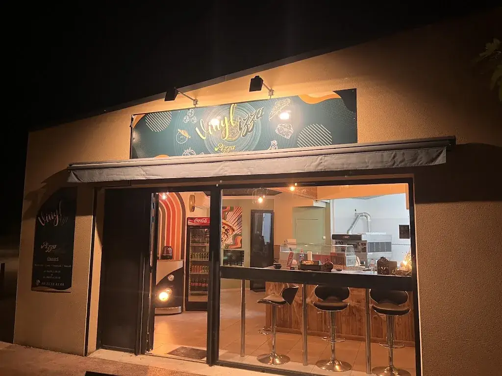 Vinyl'Izza Restaurant in Loubière