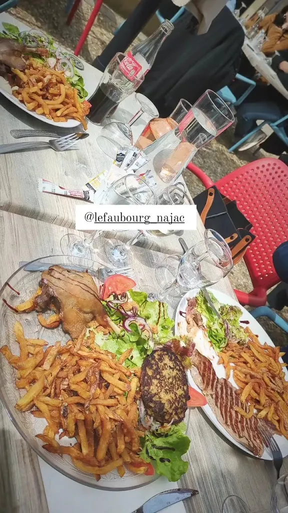 Restaurant Le Faubourg Najac_Najac_slider_image_2