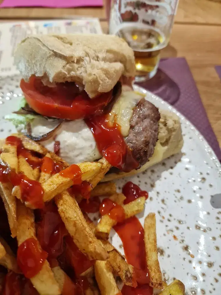 Restaurant Tartines Et Compagnie_Najac_slider_image_2