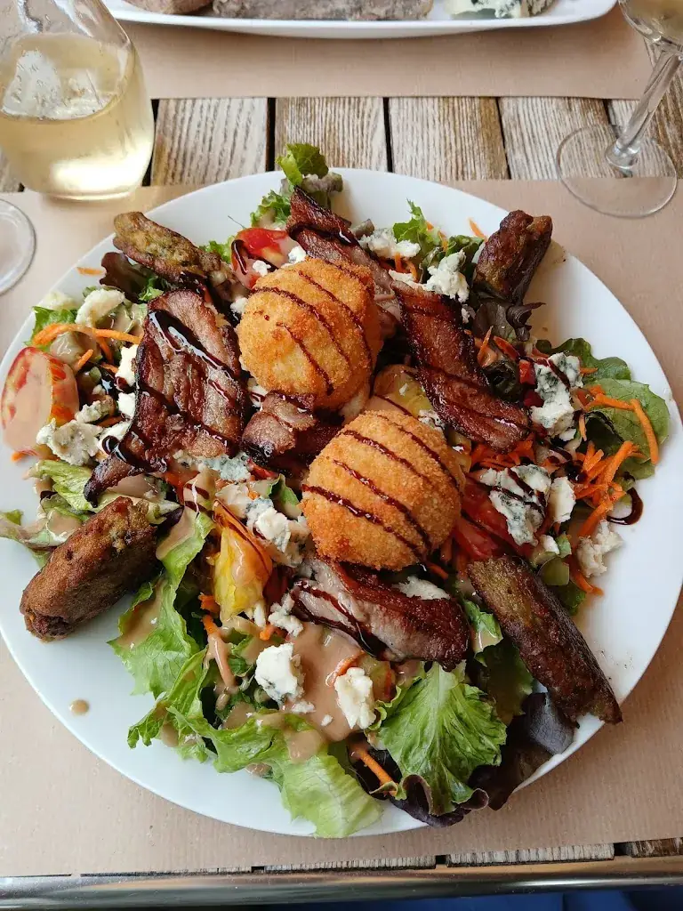 L'insolite_Najac_slider_image_2