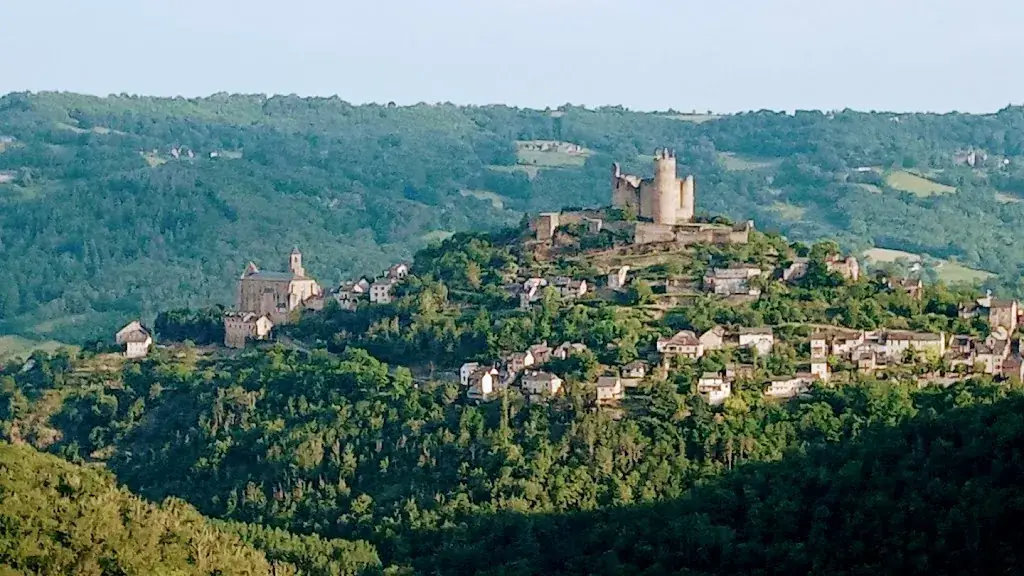 L'insolite_Najac_slider_image_3