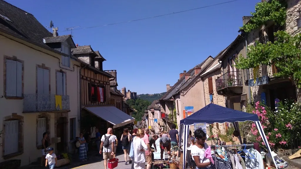 Il cappello_Najac_slider_image_3