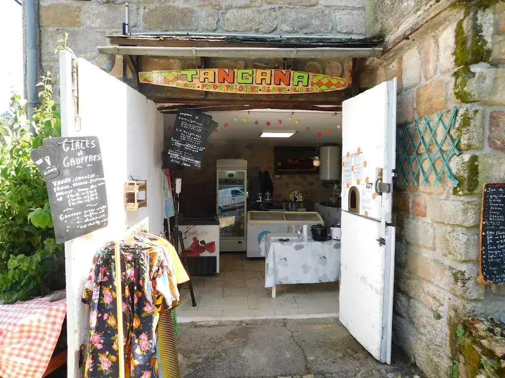 john hodge_Tangana_Najac_reseña