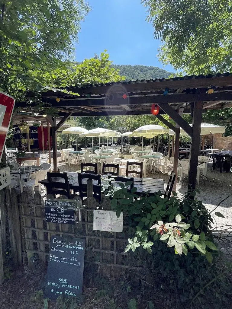 La Chataigneraie restaurant in Saint-André-de-Najac