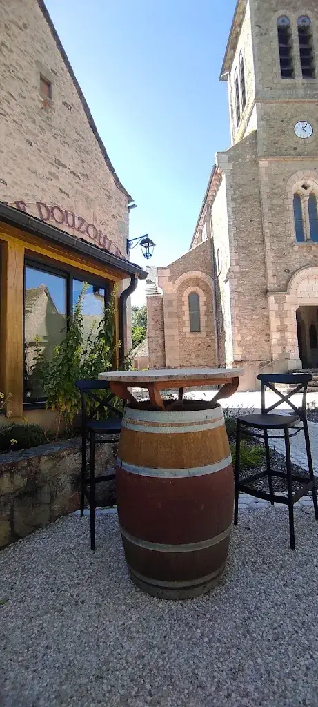 Laure ARTIERES_Le Douzoulet_Capelle-Bleys_recensione