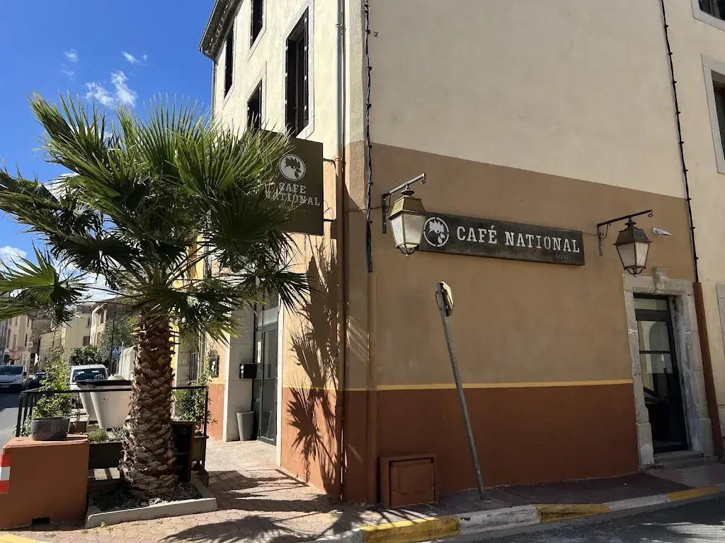 Café National restaurant in Palme