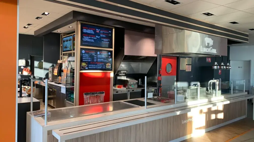 Les Tables Lunch Grill_Palme_slider_image_1