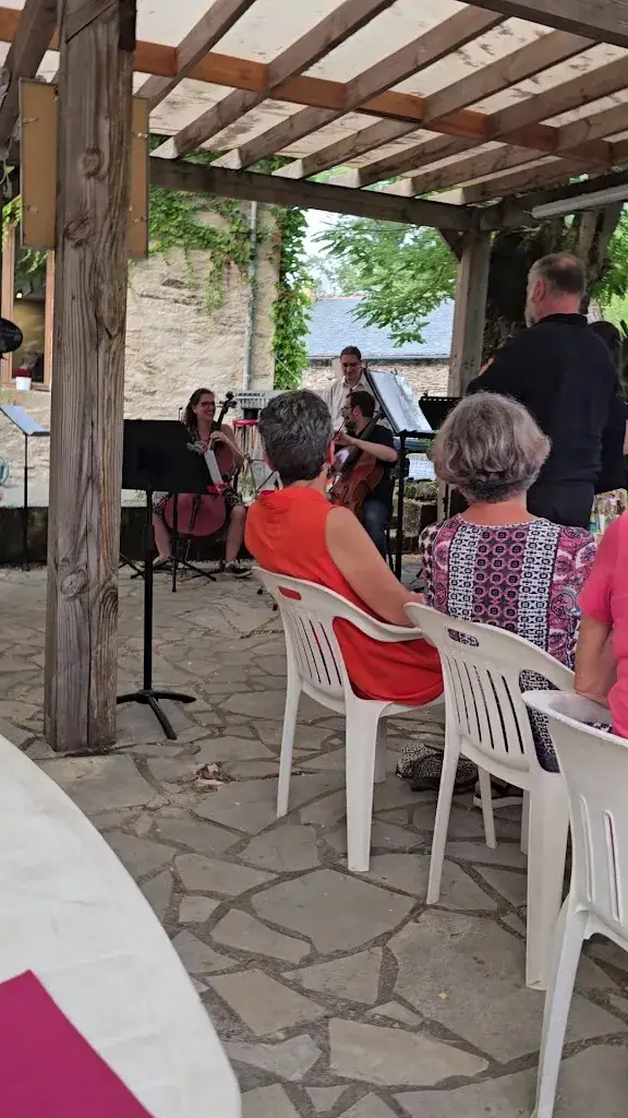 Auberge-restaurant « L’Auberg’IN »_Salvetat-Peyralès_slider_image_1