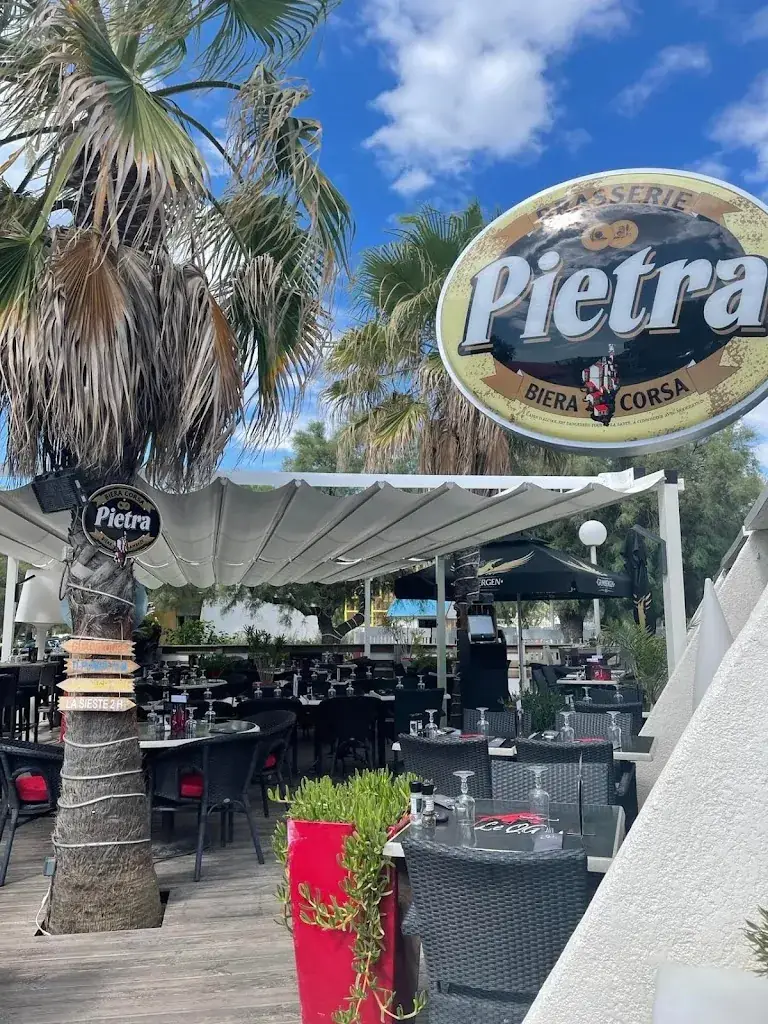 Le QG_Grande-Motte_slider_image_1