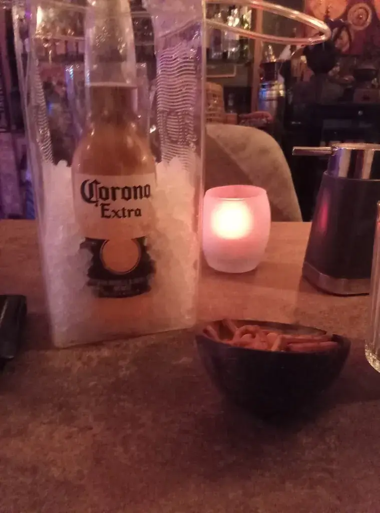 MarkJan van Blokland_Lo Motàs_Grande-Motte_recensione