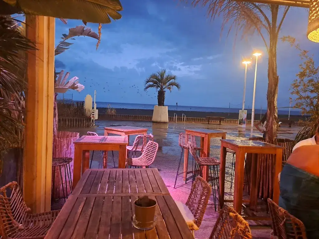 Le Paseo - Cocktail Club & Food_Grande-Motte_slider_image_3