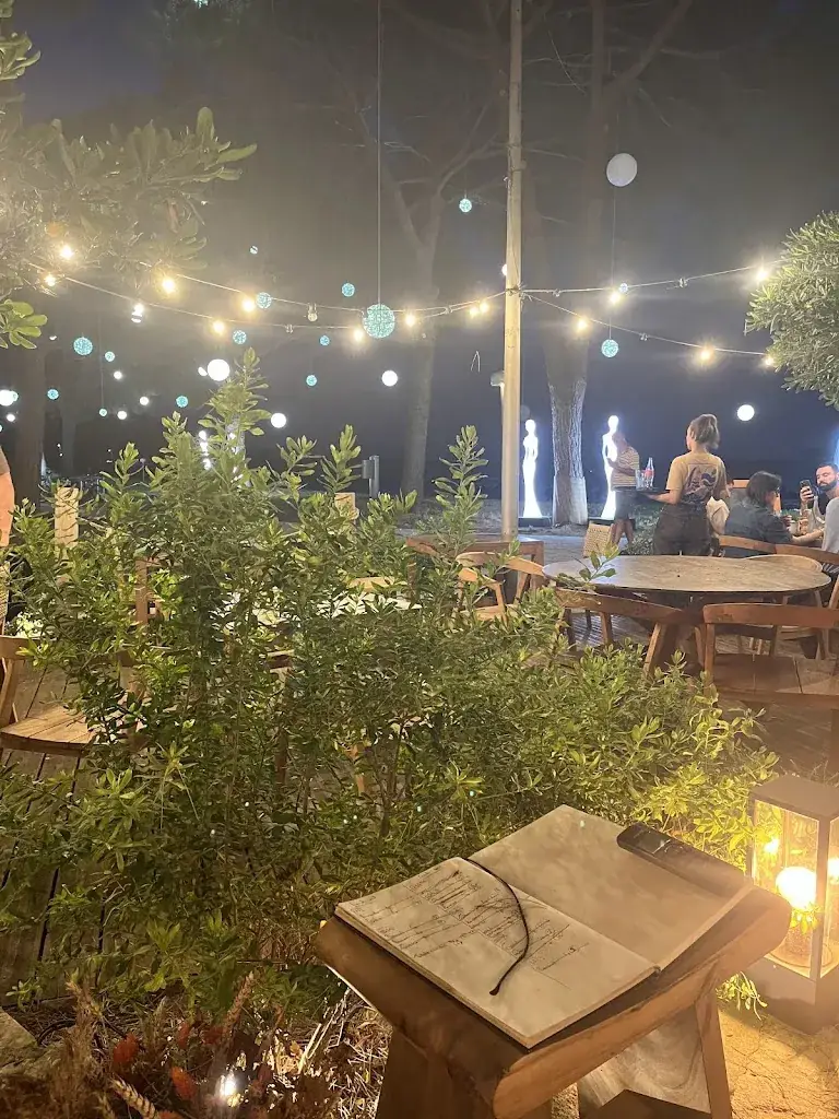 Estelle Guardabascio_La Guinguette du Ponant - Restaurant à La Grande Motte_Grande-Motte_review