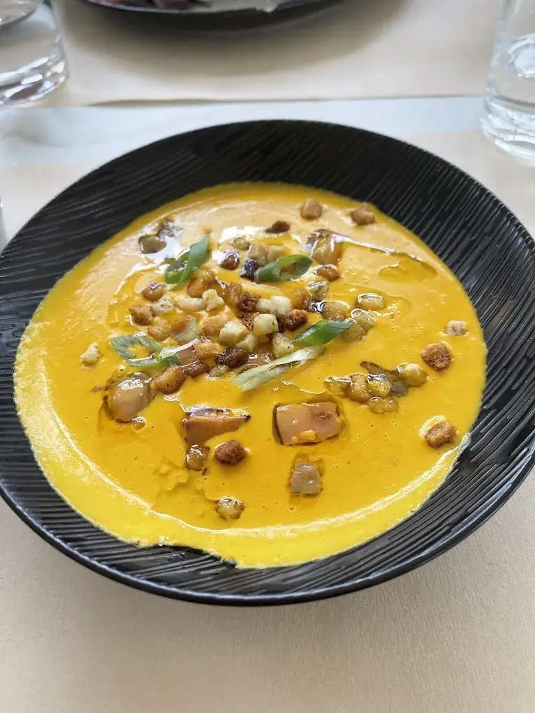 Marie Claude Herkert_LE 140_Grande-Motte_review