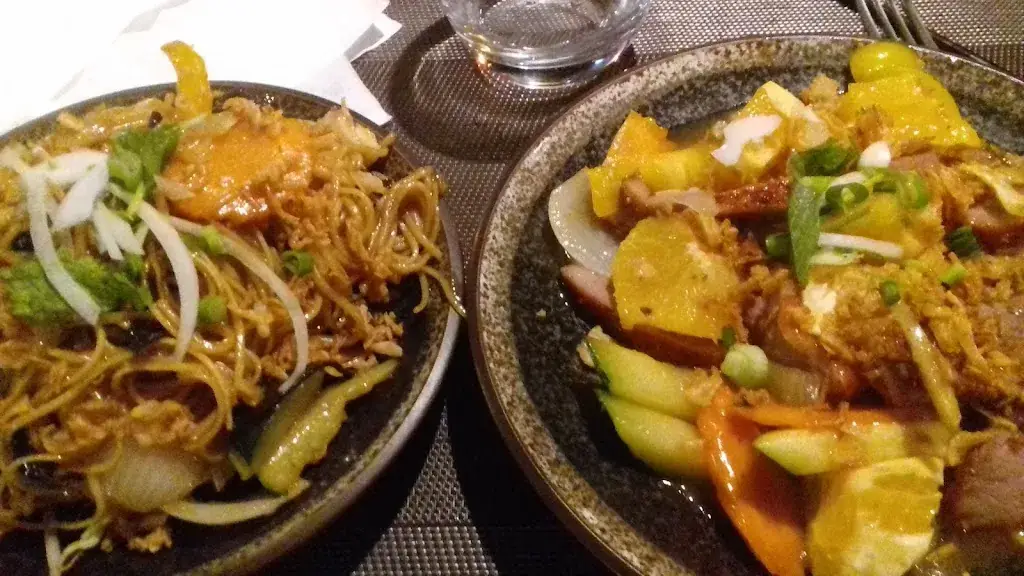 Laure Sanna_Majestic Orchid_Grande-Motte_review