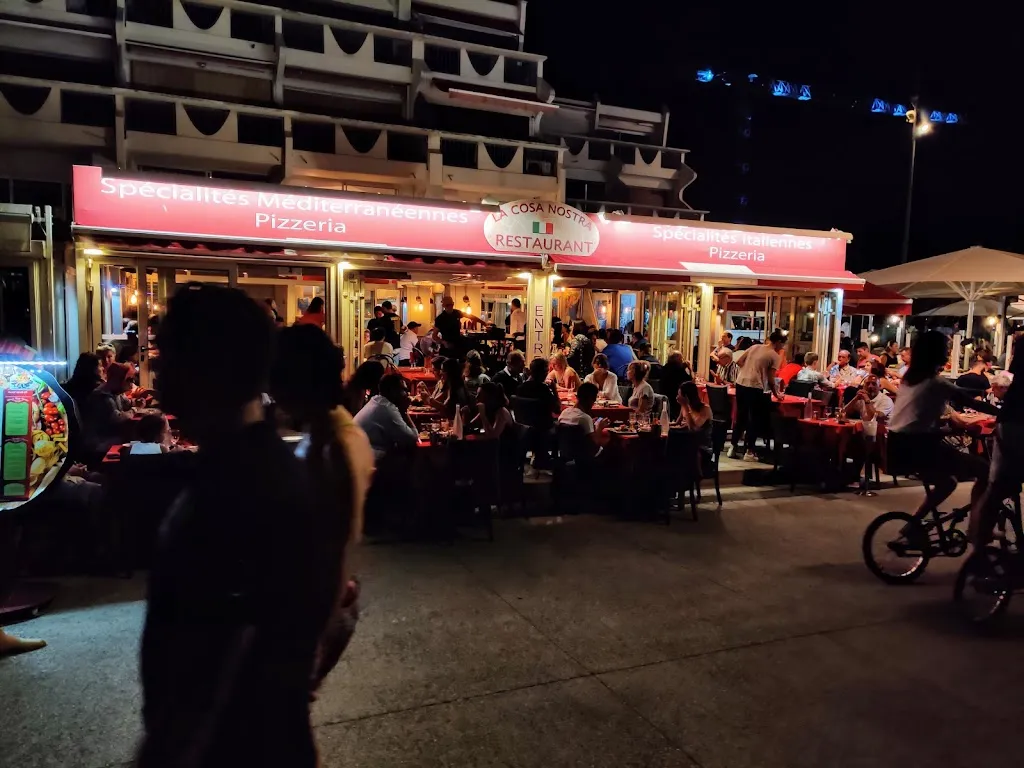 Marcel de Groot_La Cosa Nostra_Grande-Motte_review