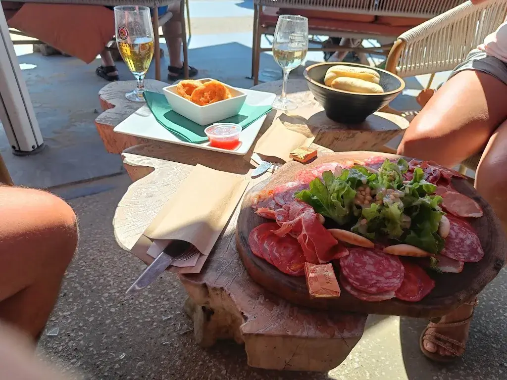 Siemen (NebulassHQ)_L'Eden Lounge Restaurant_Grande-Motte_Bewertung