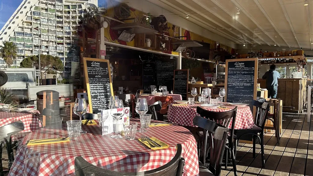 Jordan Oliver_Le Marin Sol_Grande-Motte_recensione