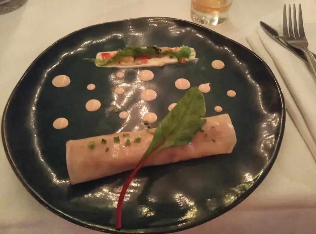 MarkJan van Blokland_Ponant Sur Berges_Grande-Motte_review