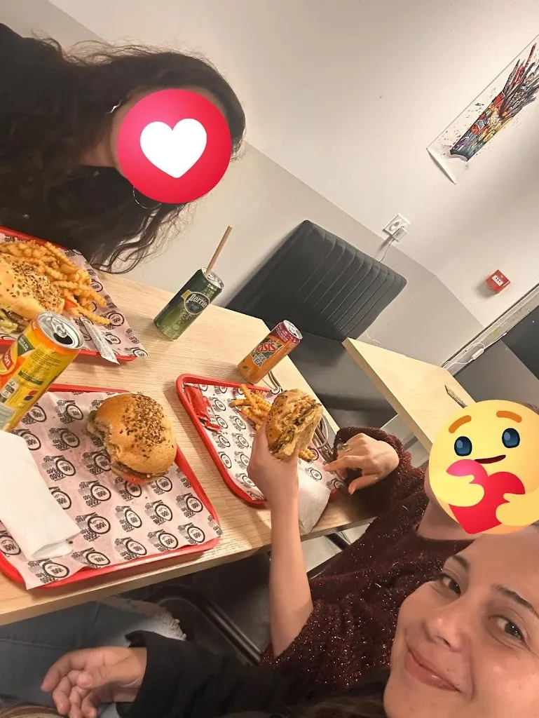 Mireille_Family burger_Salvetat-Saint-Gilles_review