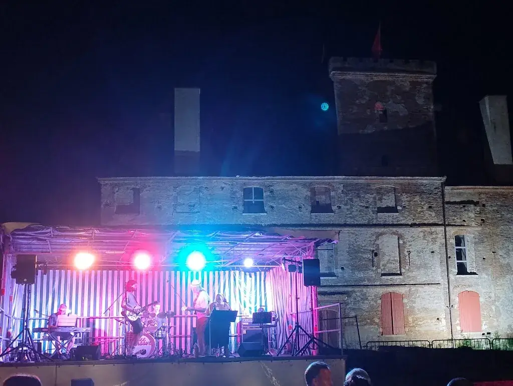 Estelle Kerjean_La guinguette du château_Salvetat-Saint-Gilles_avis