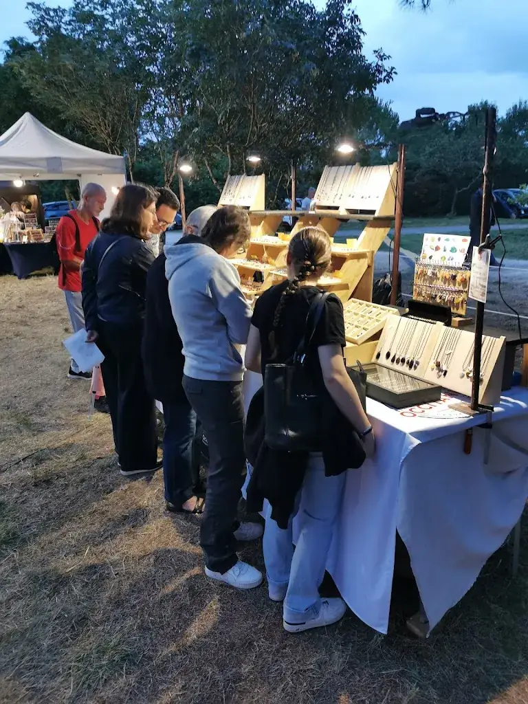 Brigitte Lilienico_La guinguette du château_Salvetat-Saint-Gilles_avis