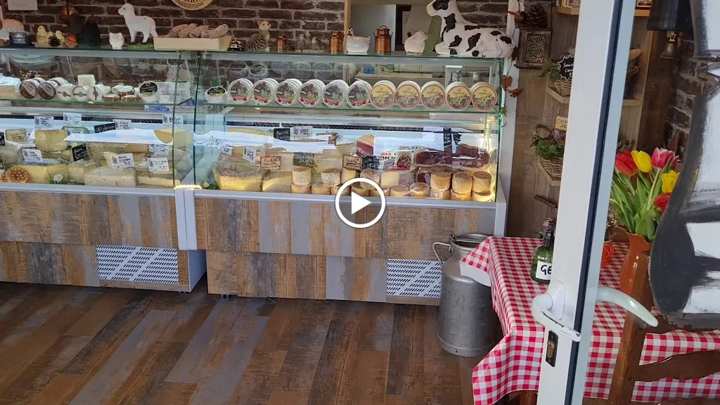 La fromagerie_Tour-du-Crieu_slider_image_2