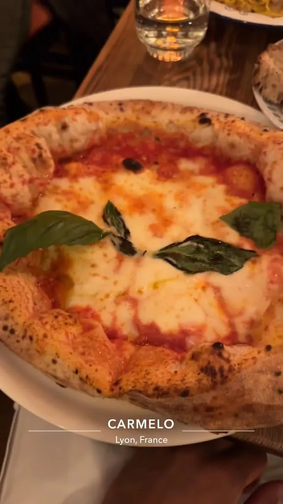 Carmelo_Lyon_slider_image_2