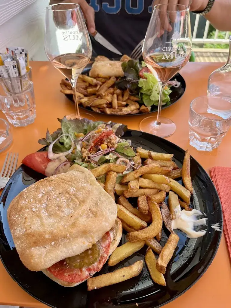 Laura Lahesmaa_Le Balcon_Salvetat-sur-Agout_review