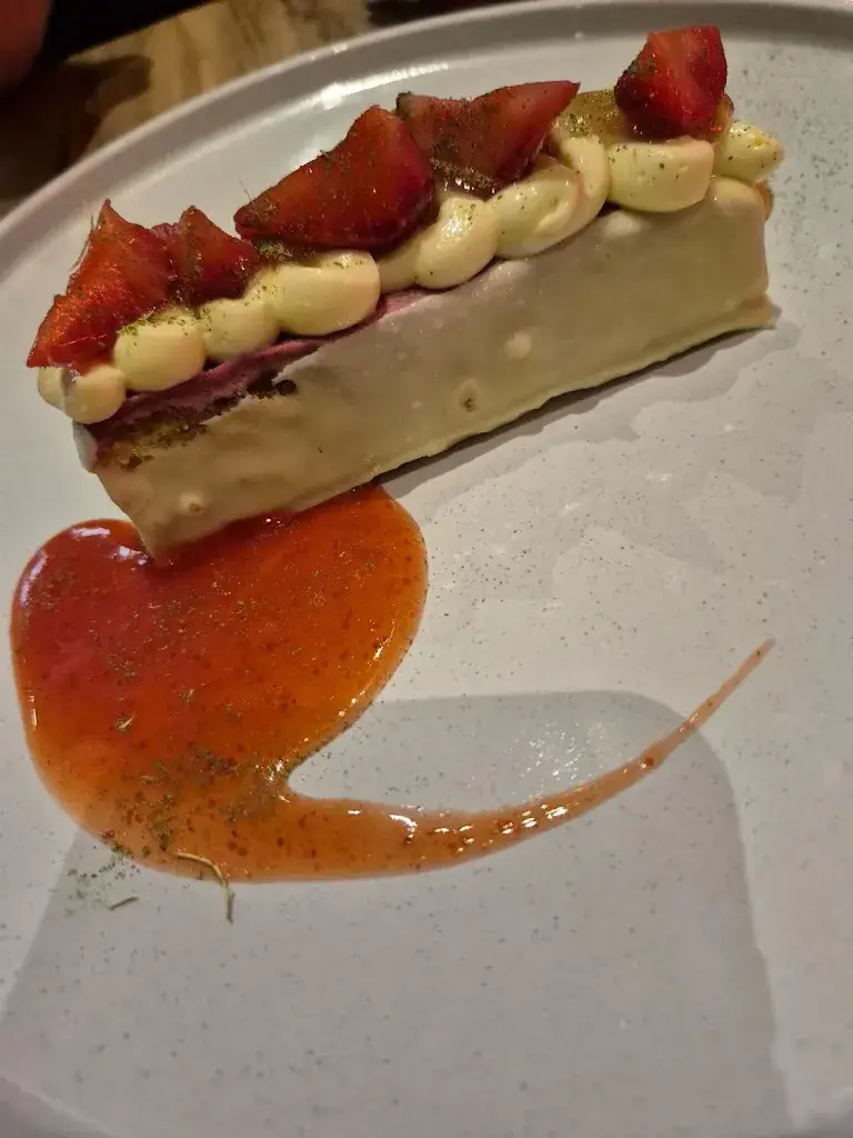 Rosalie Brooke_ART Restaurant Lyon_Lyon_review