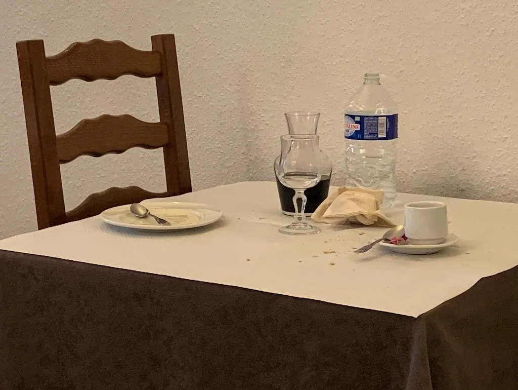 cris cheek _Le Dolmen_Labastide-Rouairoux_review