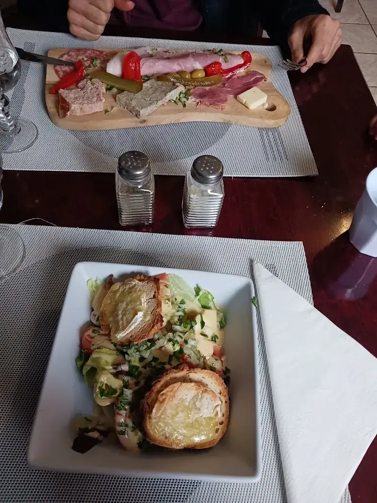 Menu_L assiette Gourmande_Courniou_immagine_6