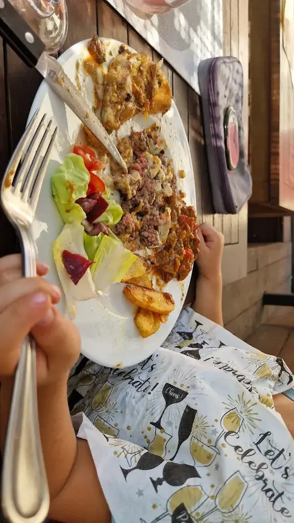 Menu_L assiette Gourmande_Courniou_immagine_8