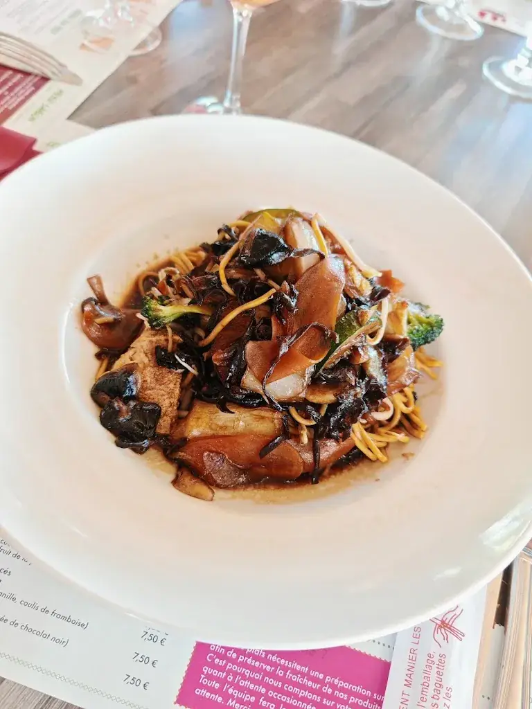 Pascal Raynal André_le petit saigon_Labastide-Saint-Georges_review