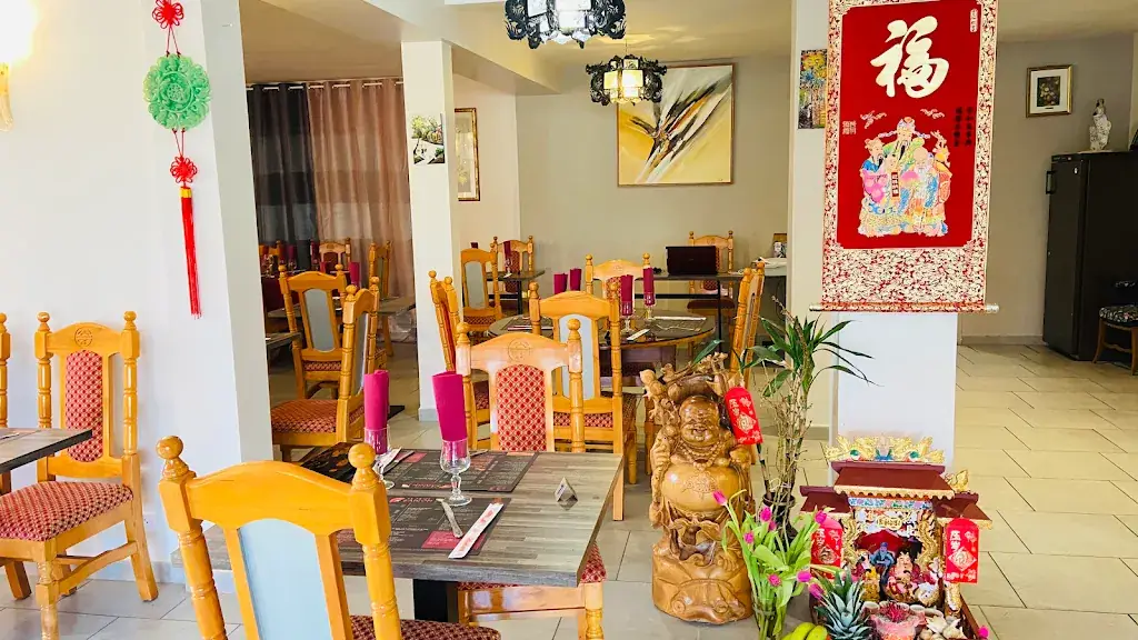 le petit saigon ristorante a Labastide-Saint-Georges