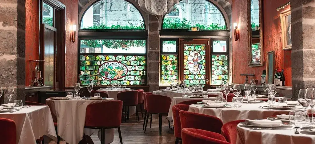Restaurant Léon de Lyon_Lyon_slider_image_1