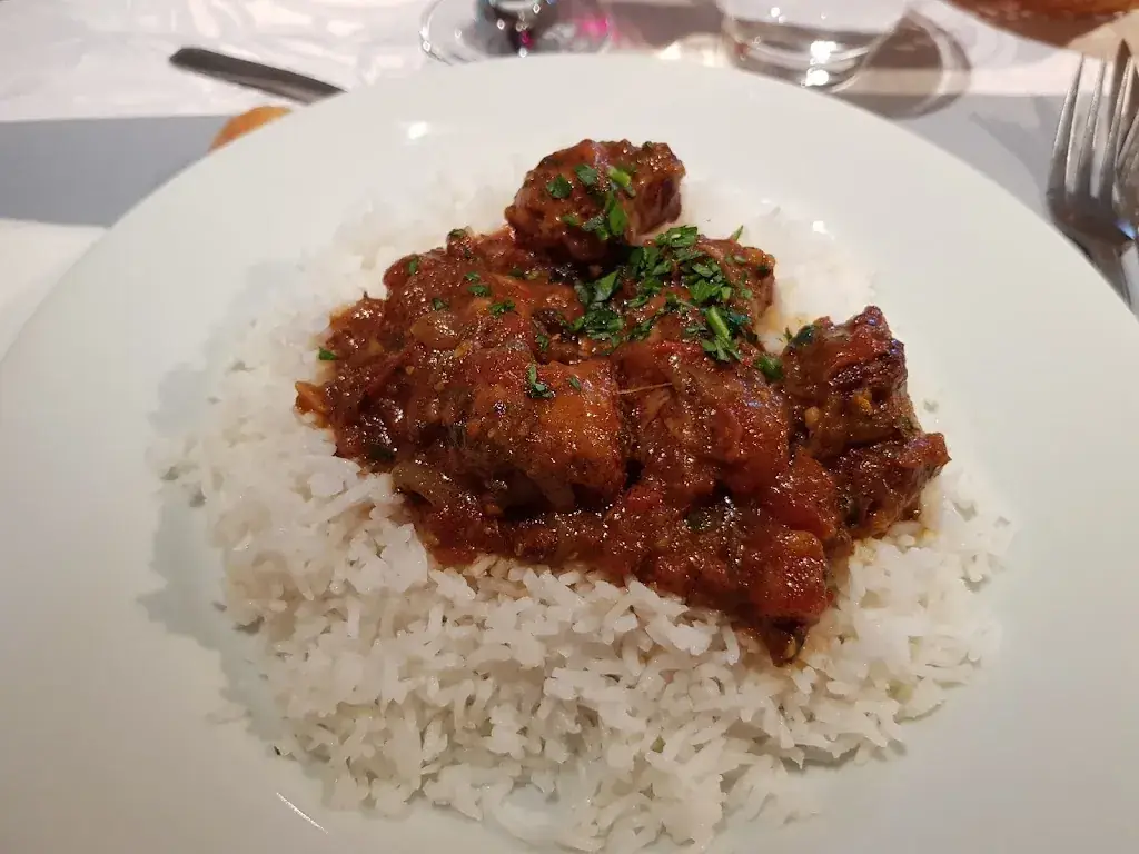 Dany Wuruhi_Le Senmar_Labruguière_review