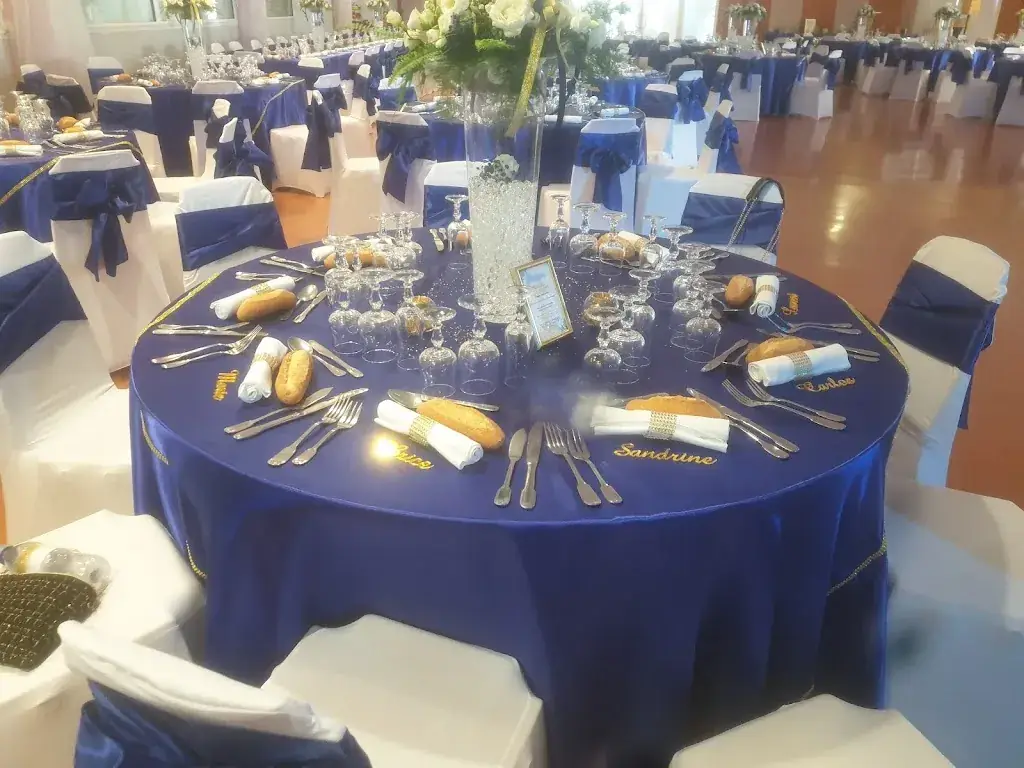 Le Senmar Restaurant in Labruguière