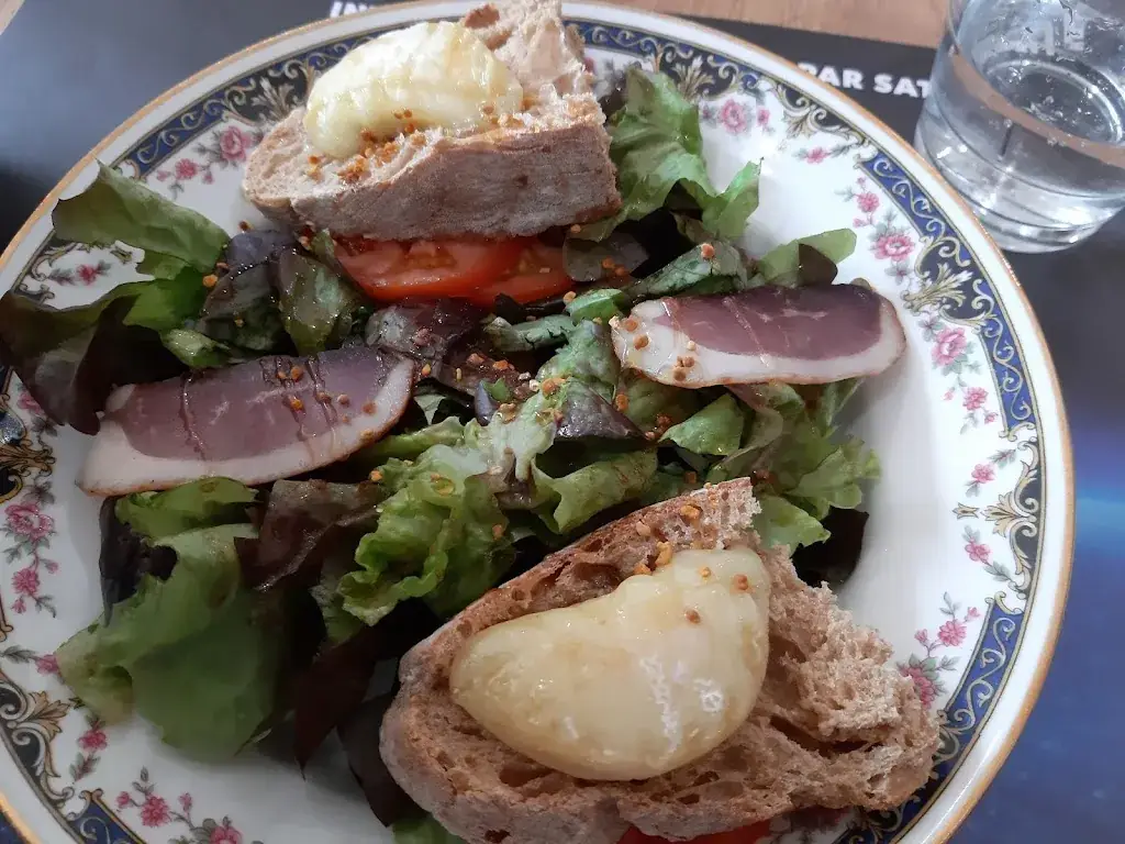 Menü_Le Café du Midi_Lacapelle-Marival_Bild_9