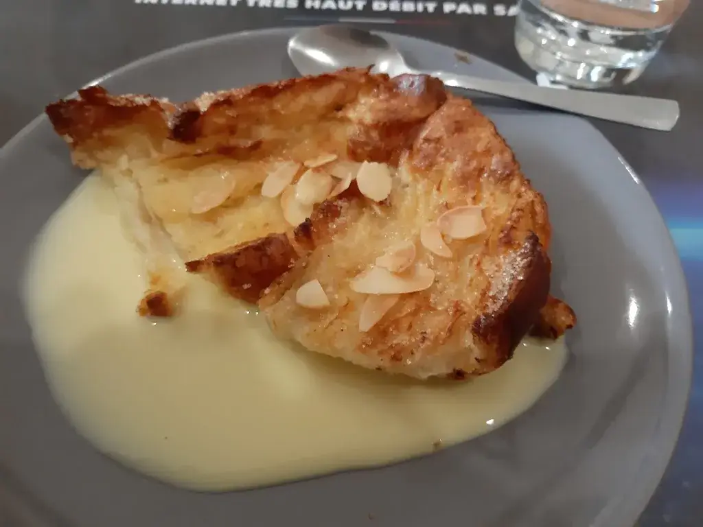 Michele B_Le Café du Midi_Lacapelle-Marival_Bewertung