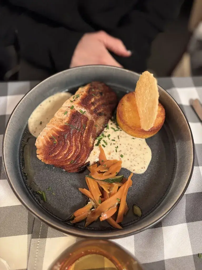 morgane pizano_Green Countryside_Lacroix-Falgarde_review