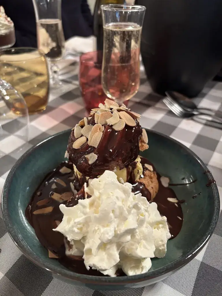 Green Countryside_Lacroix-Falgarde_slider_image_3